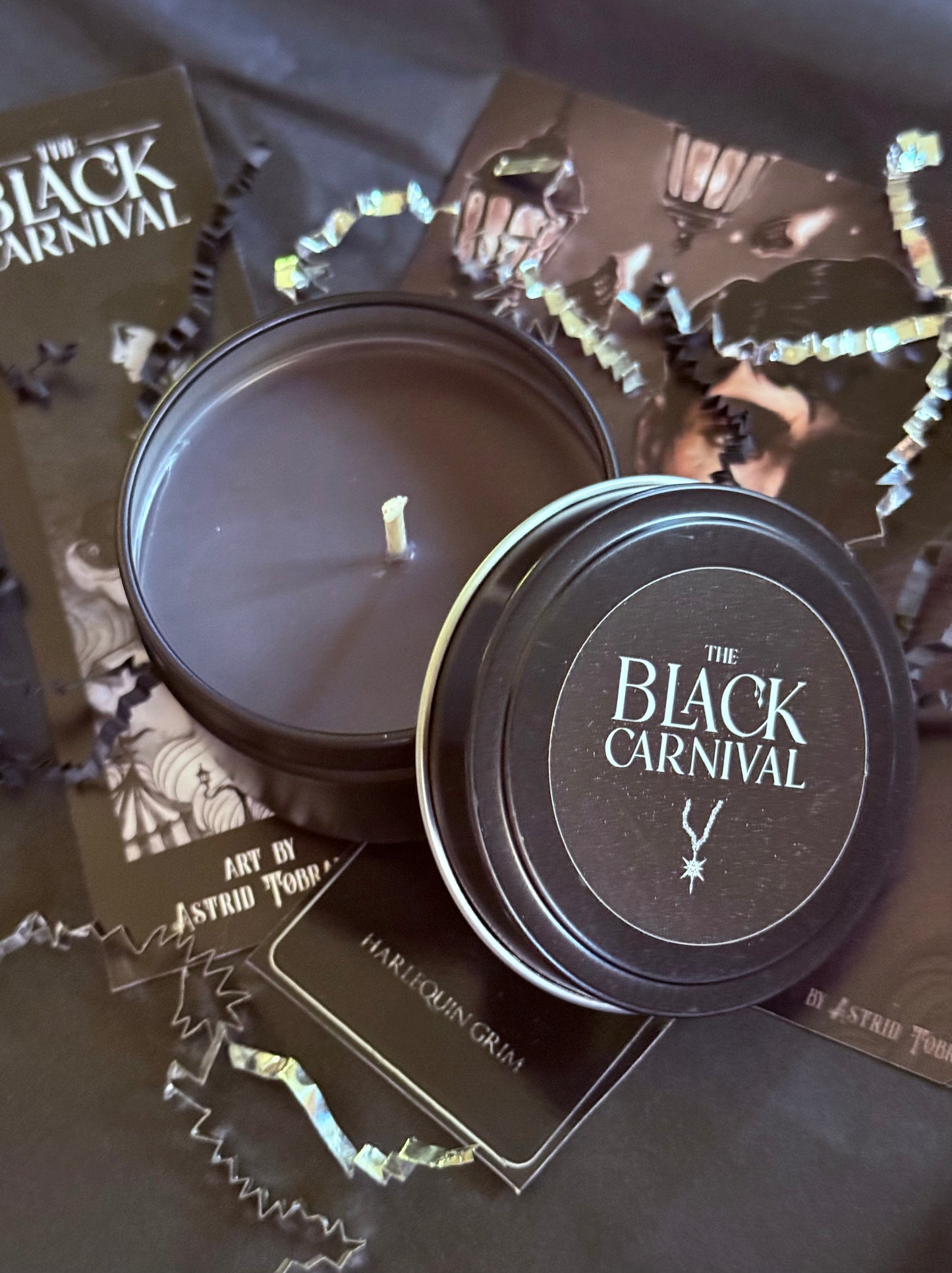The Black Carnival Box Extras