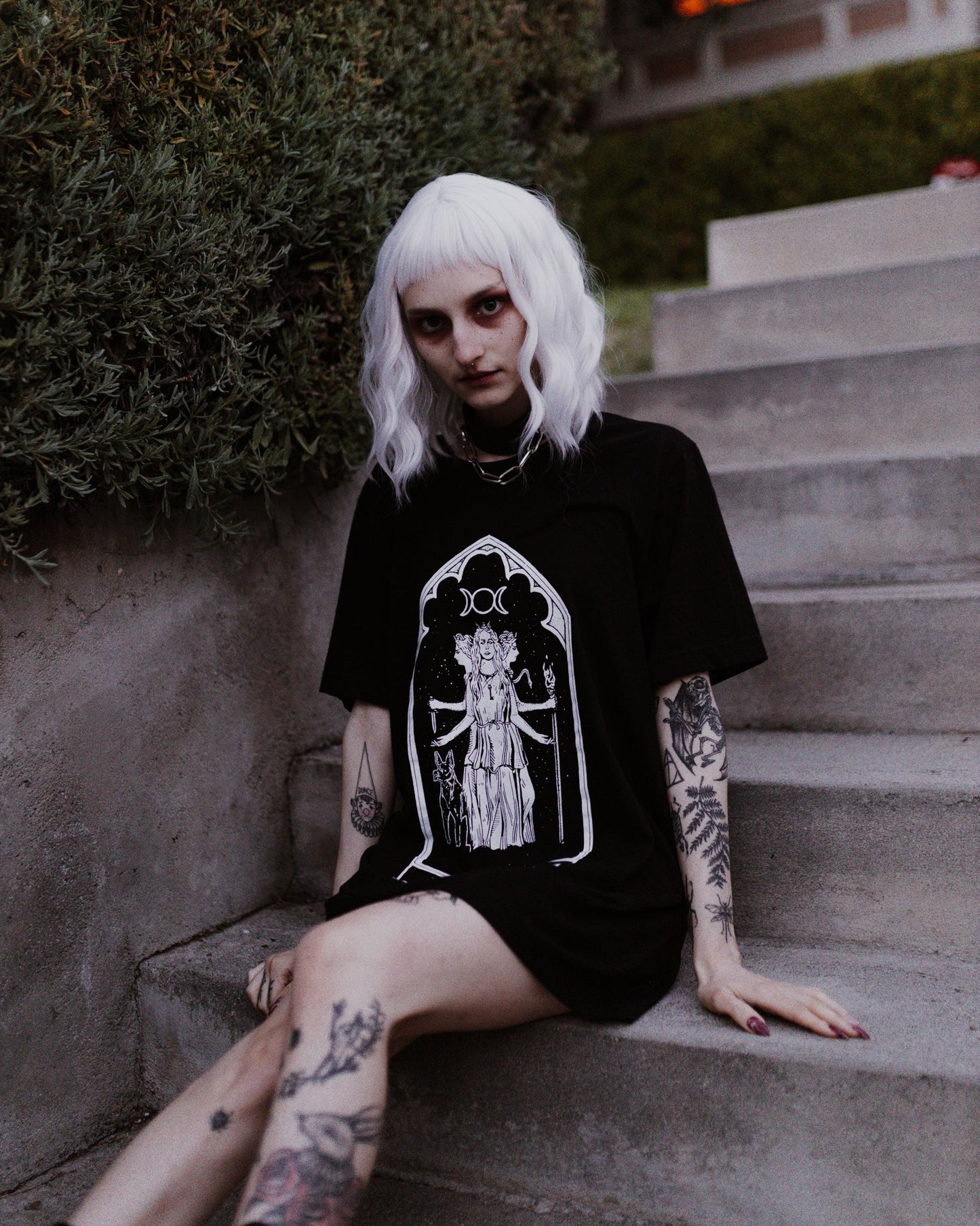 Hecate Oracle Tee
