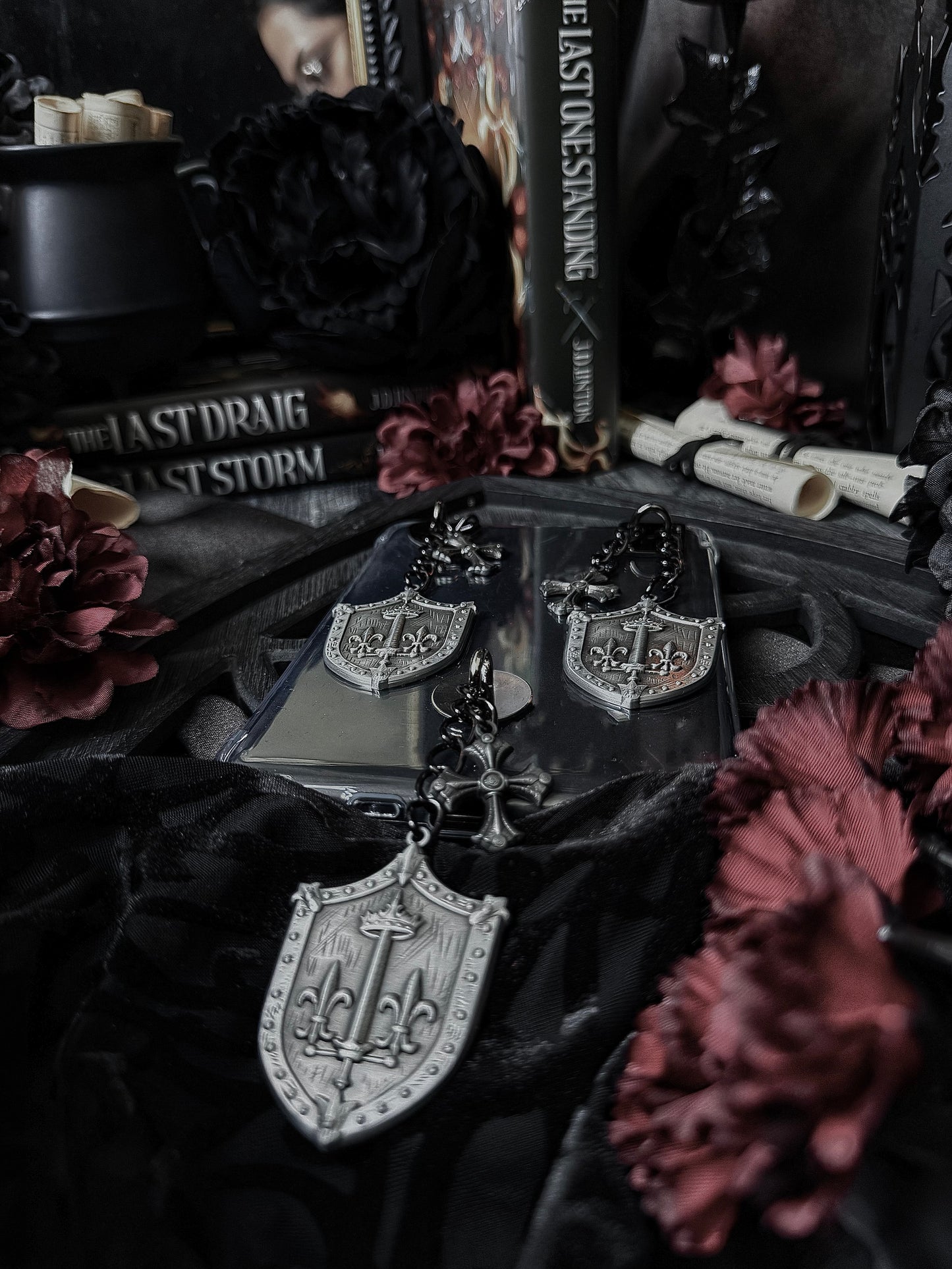 Le Fay E-Reader Charm