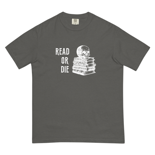 Read or Die Heavyweight T-Shirt
